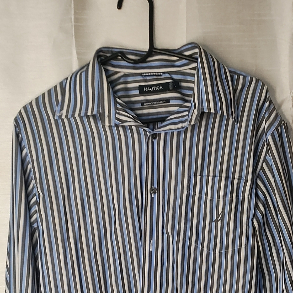 Nautica Men's Blue Striped Shirt